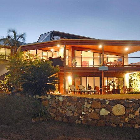 Airlie Waterfront Bed & Breakfast Эйрли-Бич Экстерьер фото